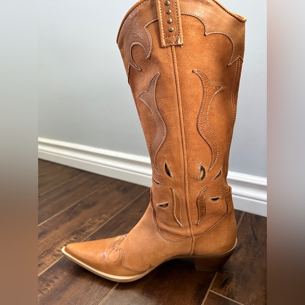 Beautiful Western Boots - Arnold Churgin